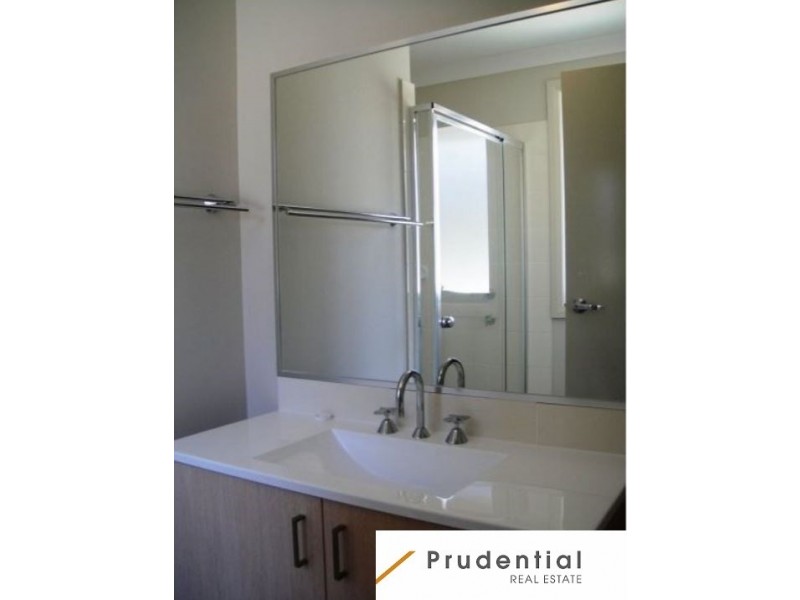 5 Mariner Street, Glenfield NSW 2167