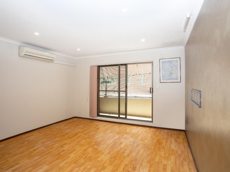 8/20 Drummond Street, Warwick Farm NSW 2170
