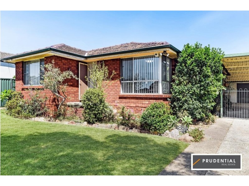 27 Darling Ave, Lurnea NSW 2170