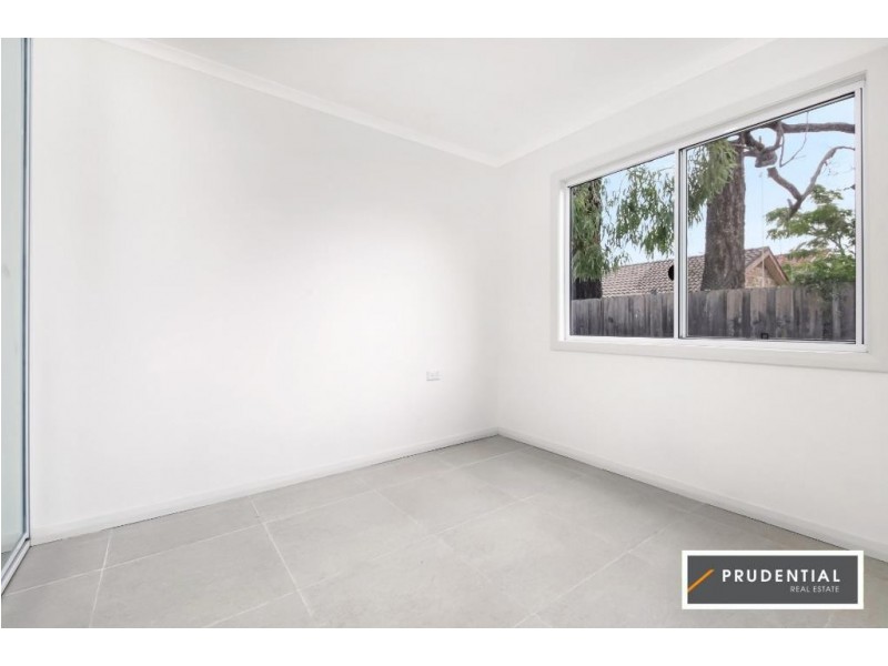 52a Hopping Road, Ingleburn NSW 2565