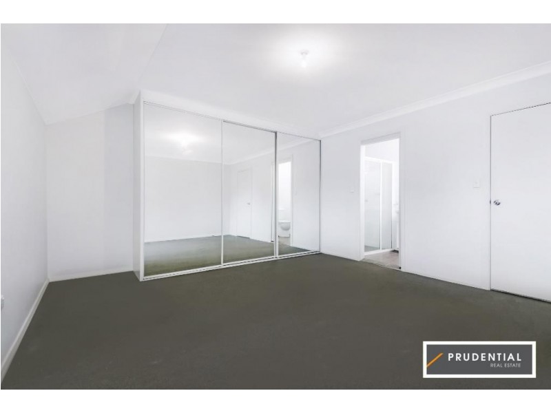 13/21-23 Hinkler Ave, Warwick Farm NSW 2170