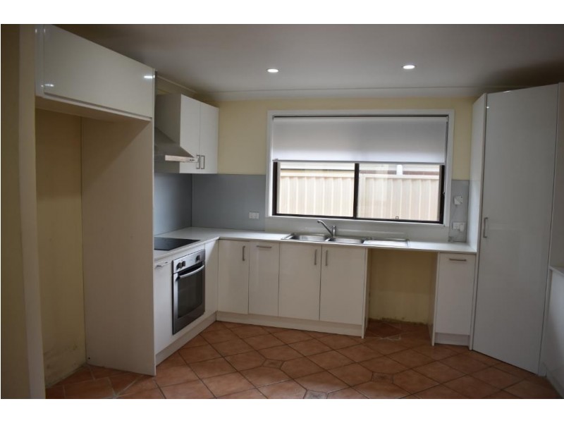 3 Silky close, Bossley Park NSW 2176