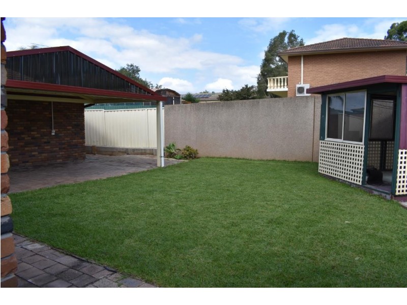 3 Silky close, Bossley Park NSW 2176
