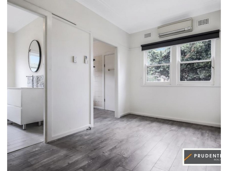 34 Moorebank Ave, Moorebank NSW 2170