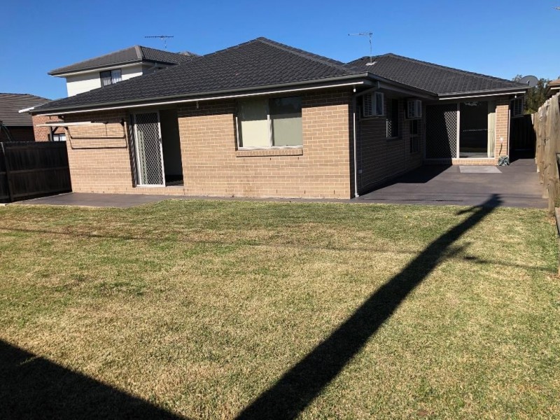 39 Sunday Circuit, Edmondson Park NSW 2174