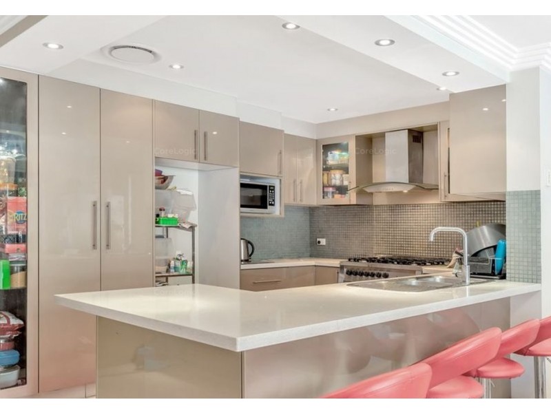 4 Pontville Close, West Hoxton NSW 2171