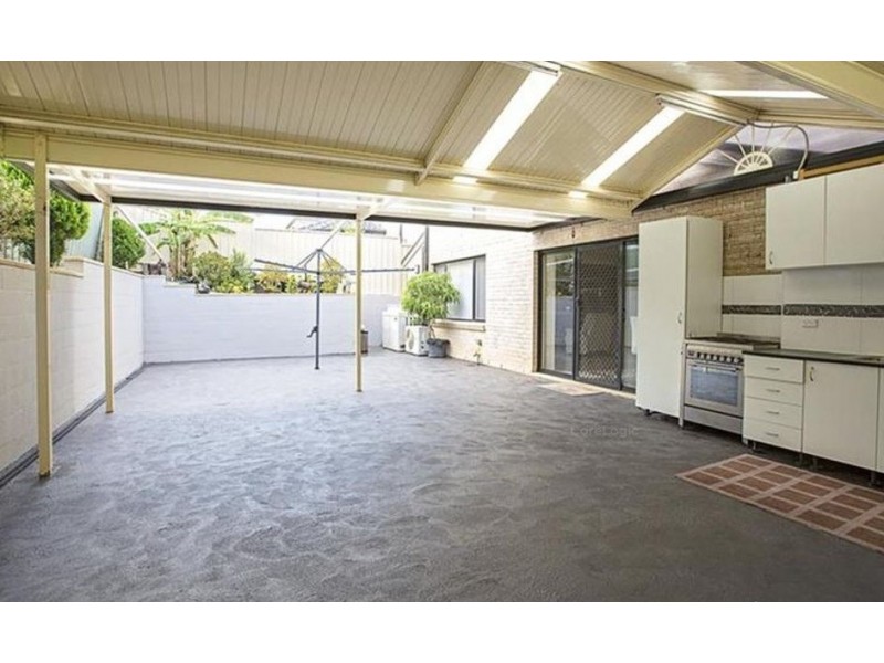 4 Pontville Close, West Hoxton NSW 2171