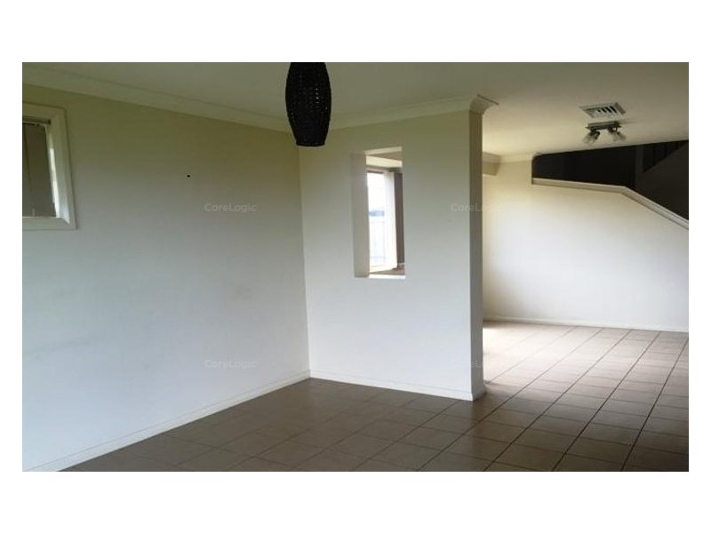 1 Stonequarry Way, Carnes Hill NSW 2171