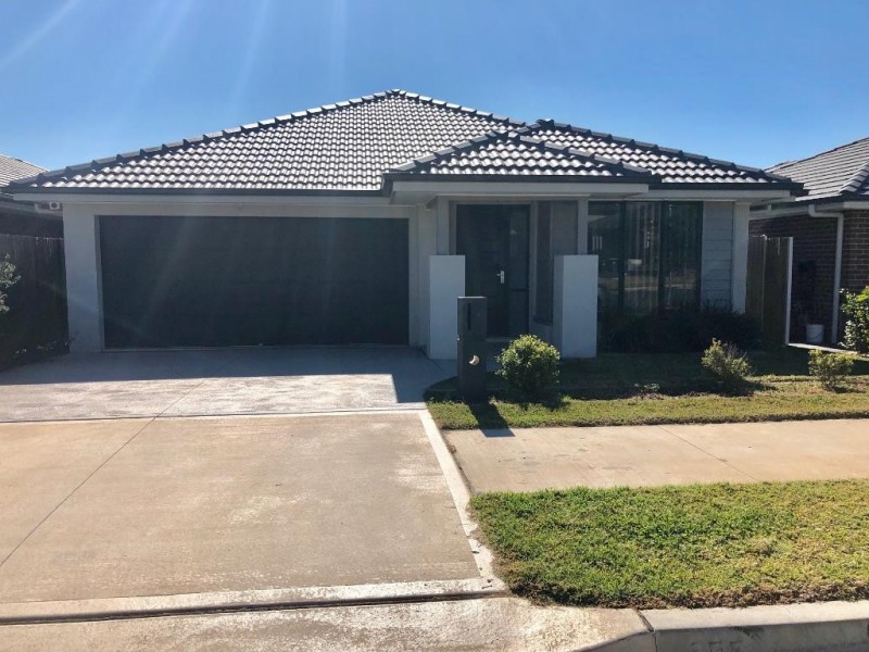 107 Skaife Street, Oran Park NSW 2570