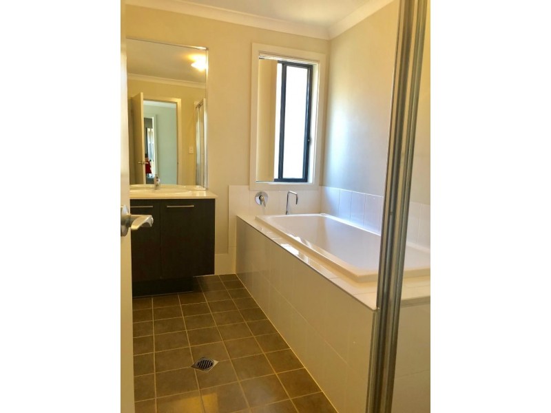 107 Skaife Street, Oran Park NSW 2570