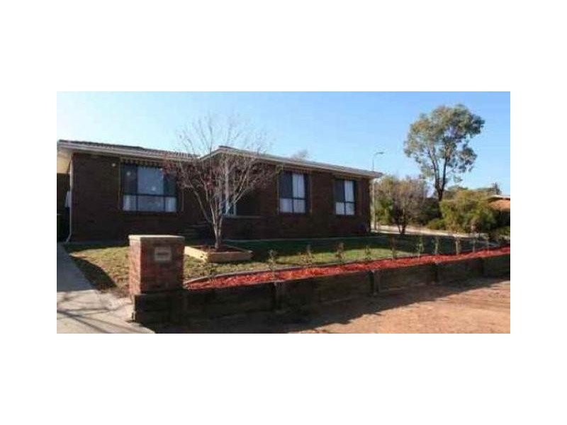 4 Dalgarno Close, Oxley ACT 2903