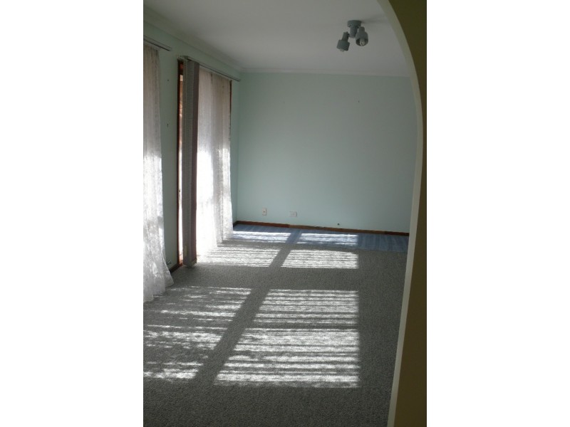 5 Dettman Close, Isaacs ACT 2607