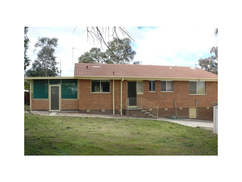 130 Marconi Crescent, Kambah ACT 2902