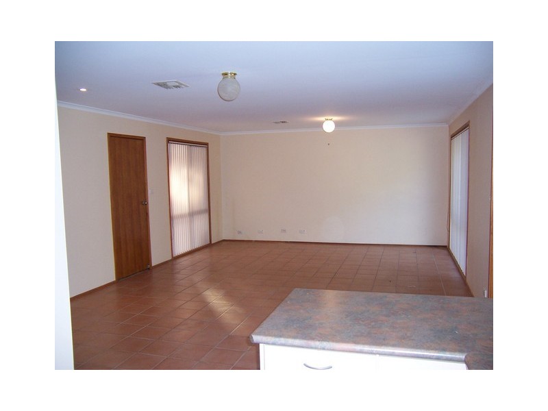 9 Marengo Place, Isabella Plains ACT 2905