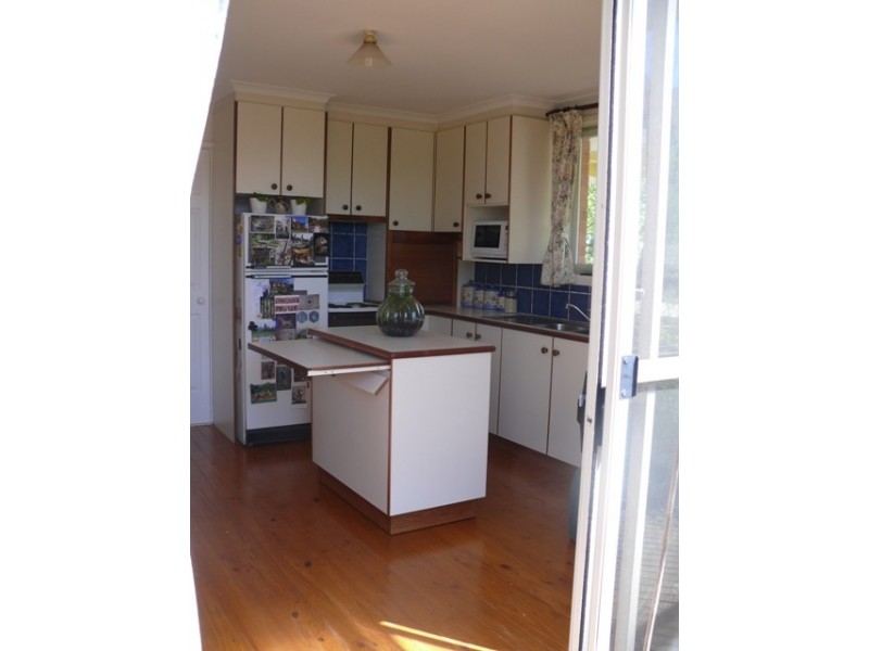 16 Howard St, Torrens ACT 2607