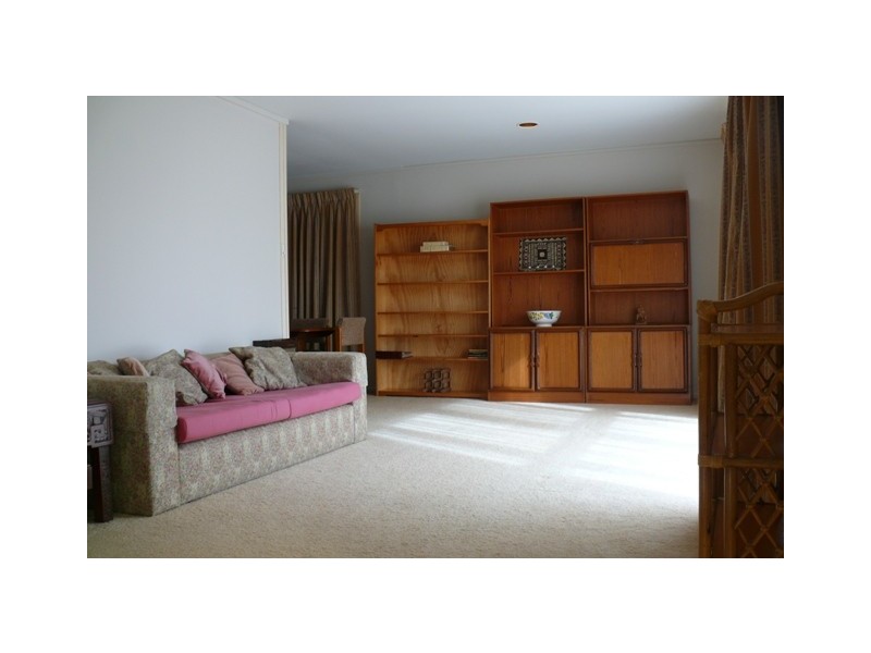 11 Gillies Street, Curtin ACT 2605