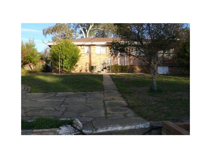 81 Macfarland Place, Pearce ACT 2607