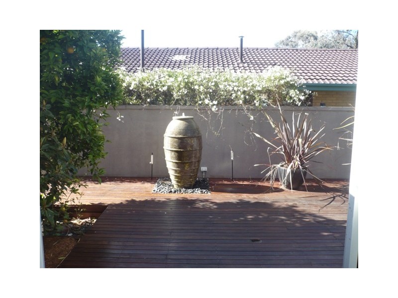 24 Mirning Crescent, Aranda ACT 2614