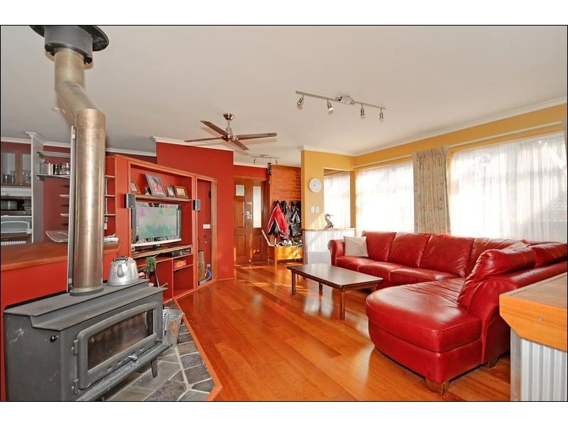 34 Aurora Close, Mawson ACT 2607