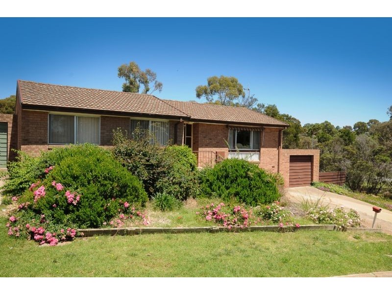 2 Lane Place, Spence ACT 2615