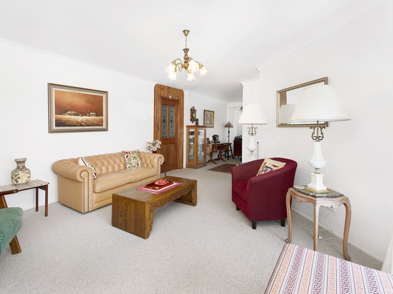 49 Barton Drive, Kiama Downs NSW 2533