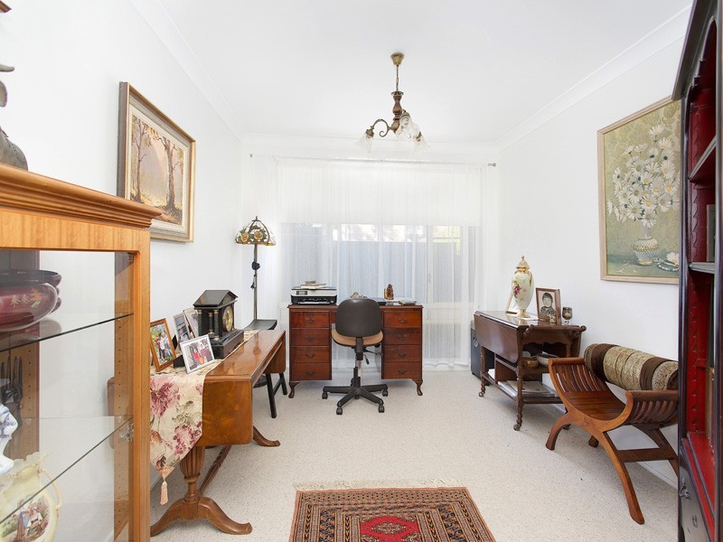 49 Barton Drive, Kiama Downs NSW 2533