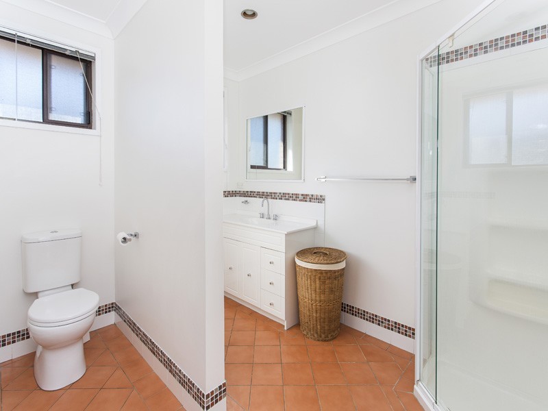 12 Tarrant Avenue, Kiama Downs NSW 2533