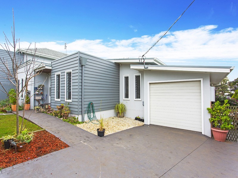100 Riverside Drive, Kiama Downs NSW 2533