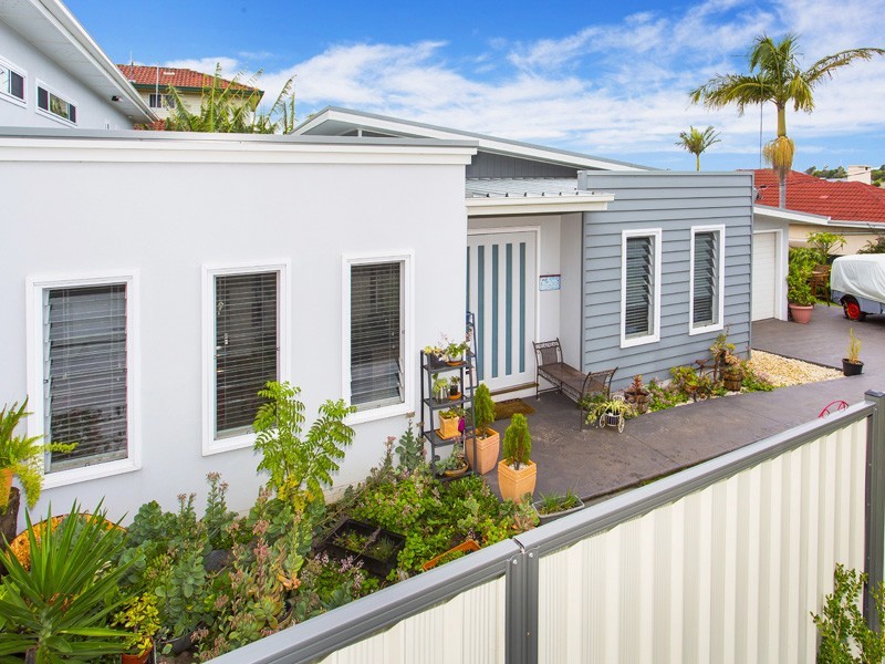 100 Riverside Drive, Kiama Downs NSW 2533