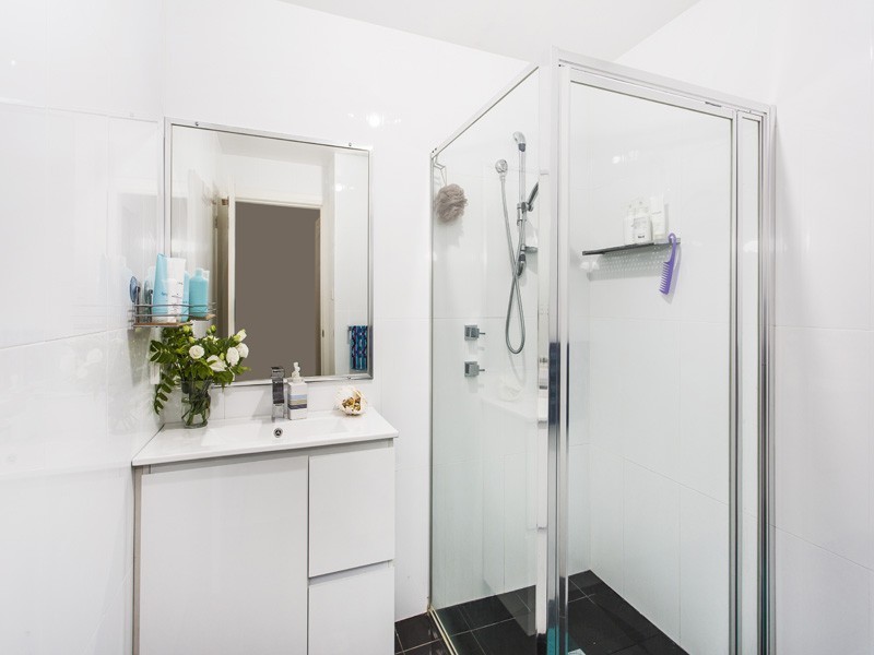 100 Riverside Drive, Kiama Downs NSW 2533