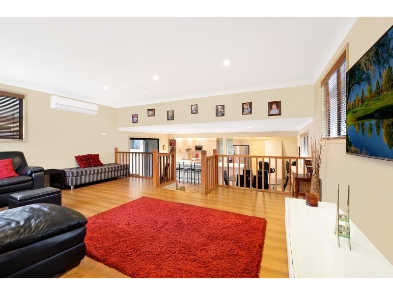 53 Barton Drive, Kiama Downs NSW 2533