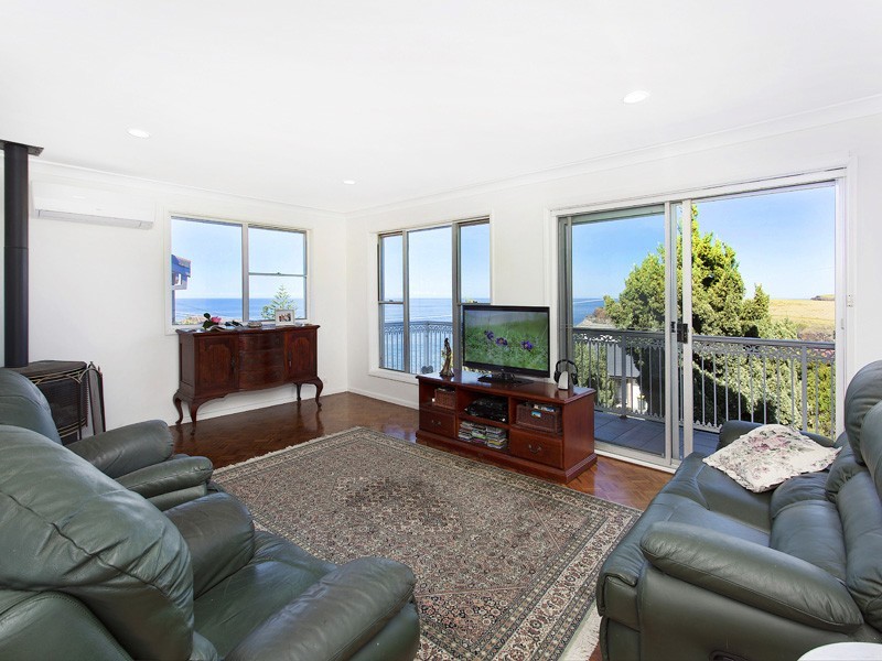 77 Kalang Road, Kiama Heights NSW 2533