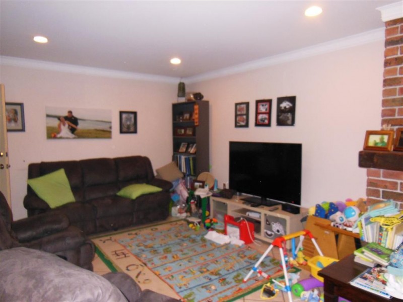 2/148 Riverside Dr, Kiama Downs NSW 2533