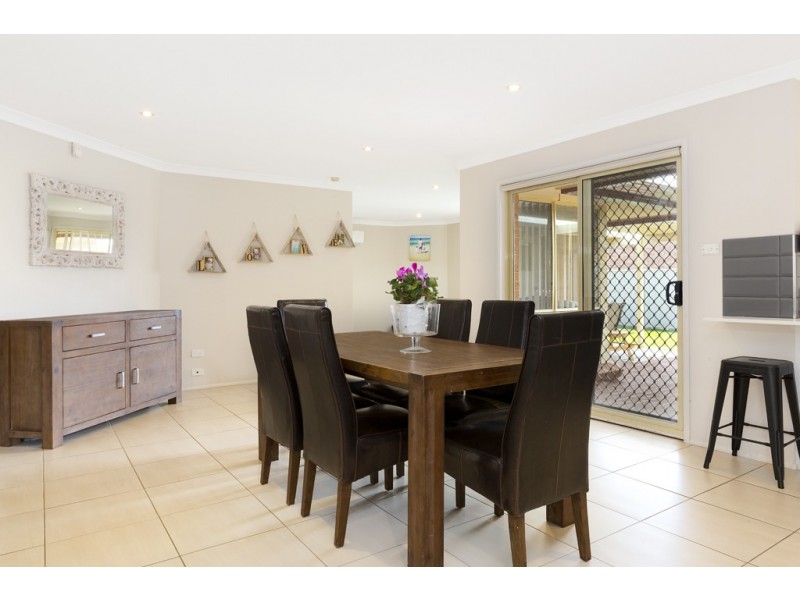 11 Stubbs Road, Albion Park NSW 2527