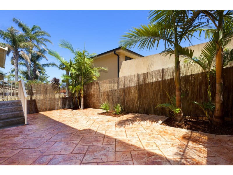 3/34 Surfside Drive, Port Kembla NSW 2505
