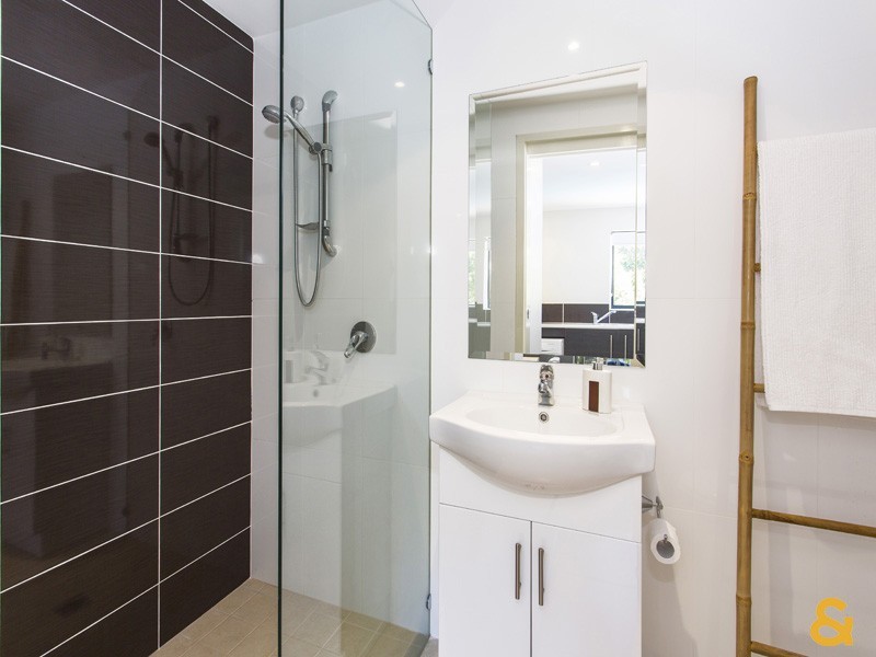 20 Kiarama Avenue, Kiama Downs NSW 2533