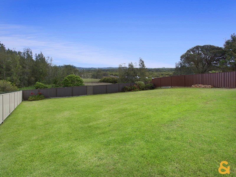 32 Cameron Cres, Kiama Downs NSW 2533