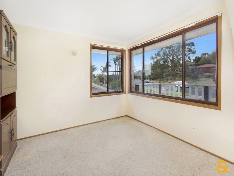 32 Cameron Cres, Kiama Downs NSW 2533