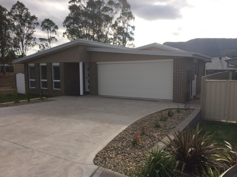 142 Horsley Drive, Horsley NSW 2530
