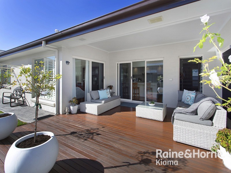 9 Riverside cres, Haywards Bay NSW 2530