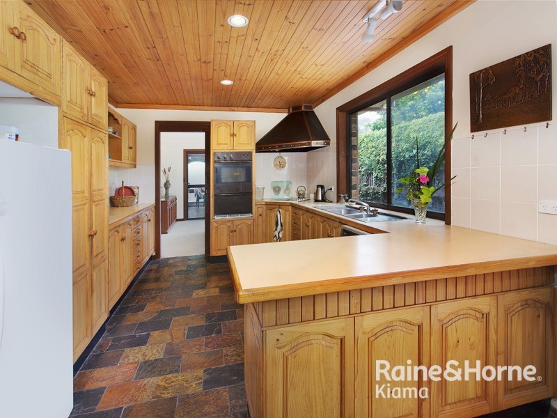 2 Stewart Place, Kiama NSW 2533