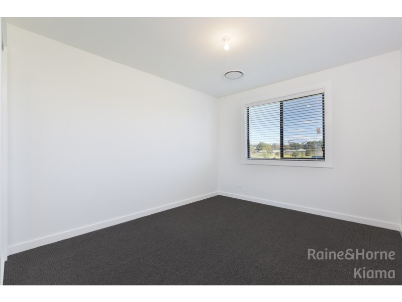 44 Lyrebird Drive, Nowra NSW 2541