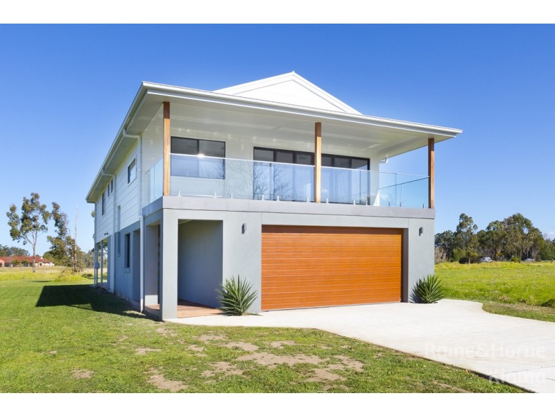 44 Lyrebird Drive, Nowra NSW 2541