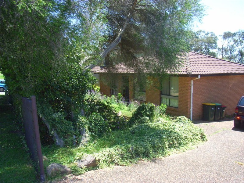 4 Hughes Cres, Kiama Downs NSW 2533