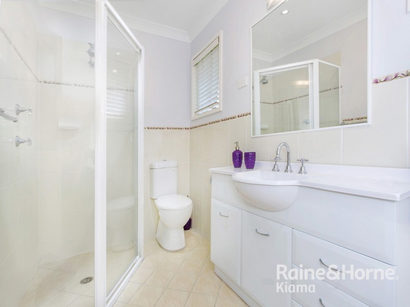 21 Holt street, Kiama Downs NSW 2533