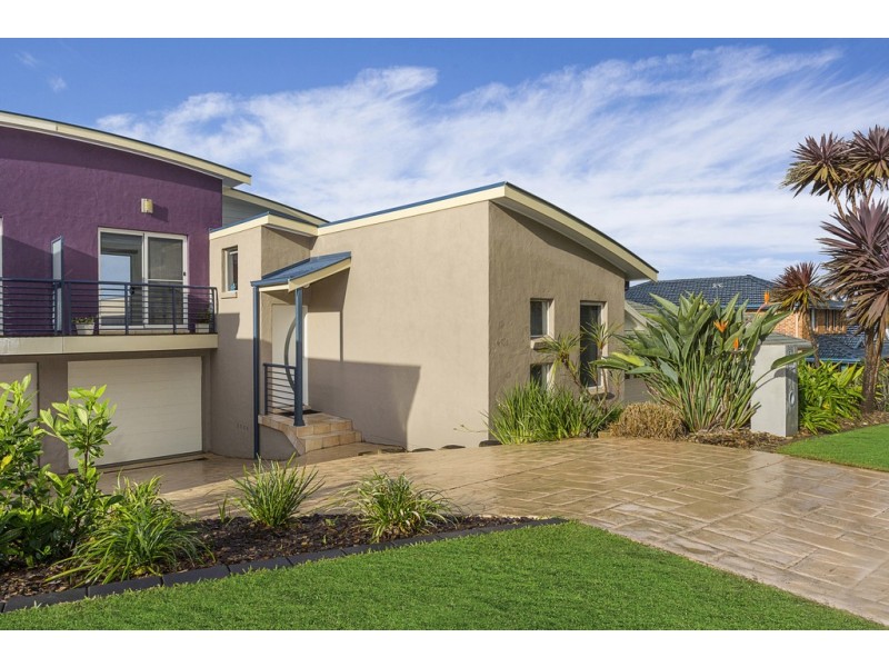 5a PRICE AVENUE, Kiama NSW 2533