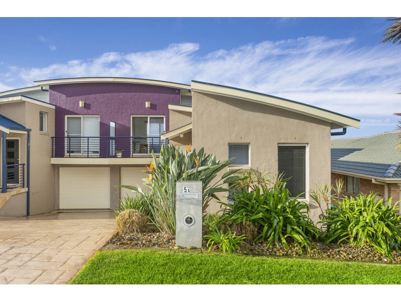 5a PRICE AVENUE, Kiama NSW 2533