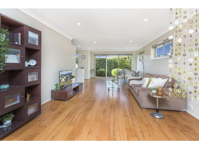 5a PRICE AVENUE, Kiama NSW 2533