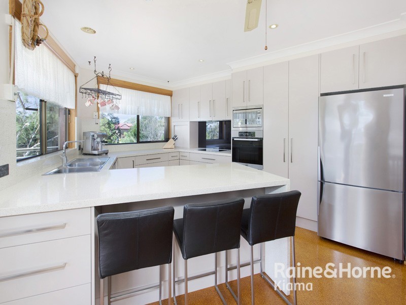 11 Ironbark Crescent, Kiama Downs NSW 2533