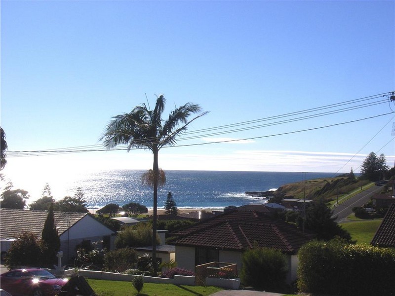 25 Holden Avenue, Kiama NSW 2533